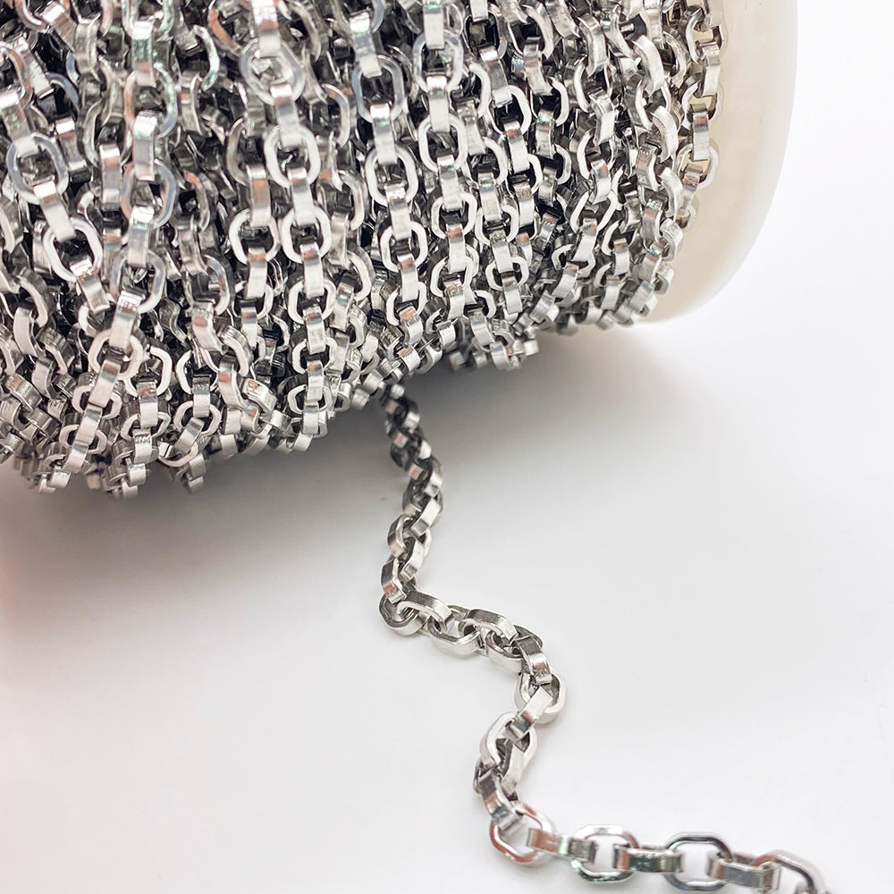 C8321 Oval link Chain-Vacuum Plating Waterproof Stainless steel chain