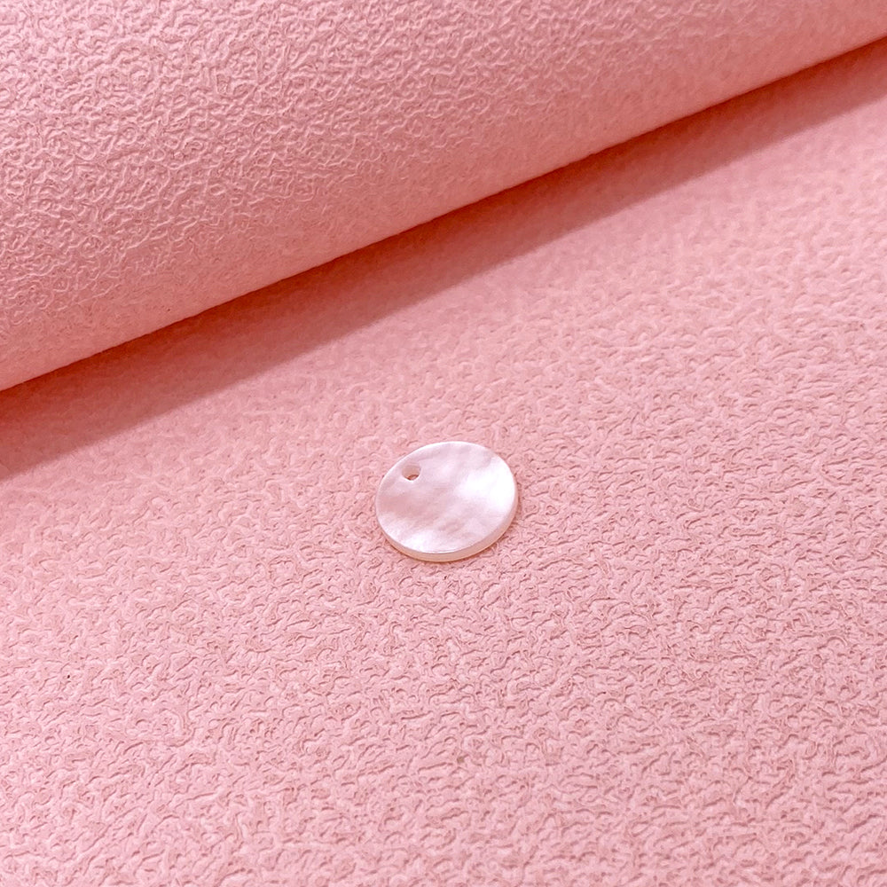 Round shell charm