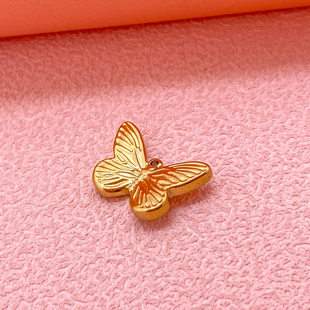 1581 Butterfly charm