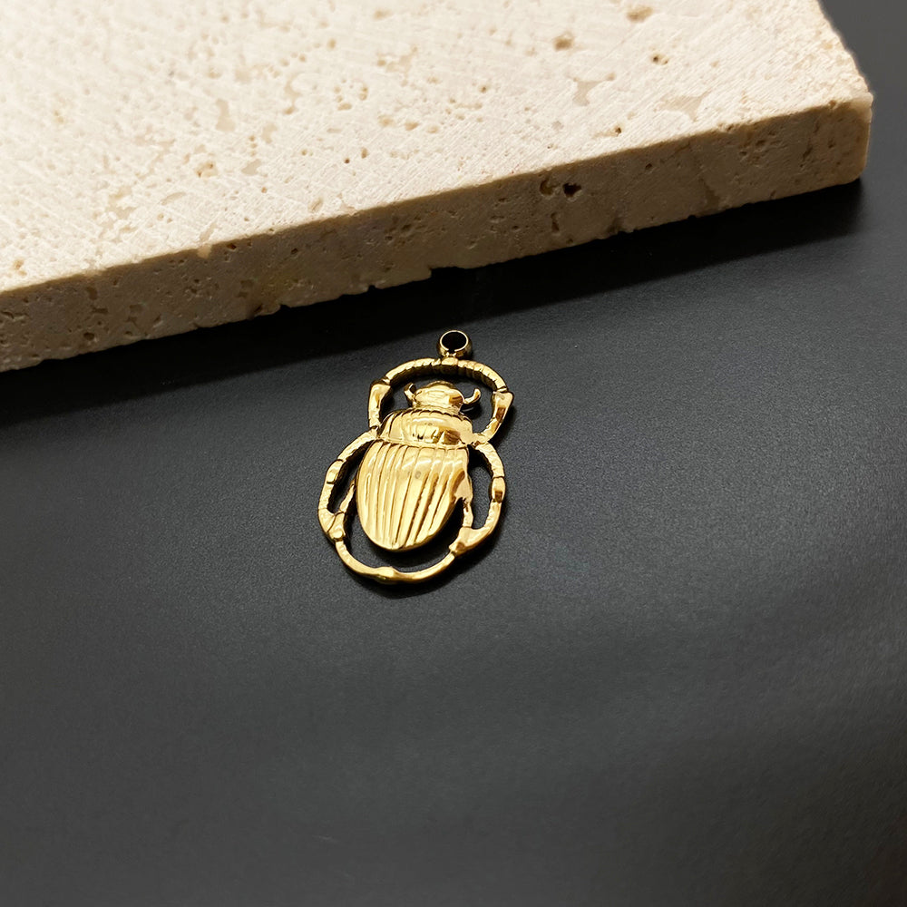 11542 Insect charm