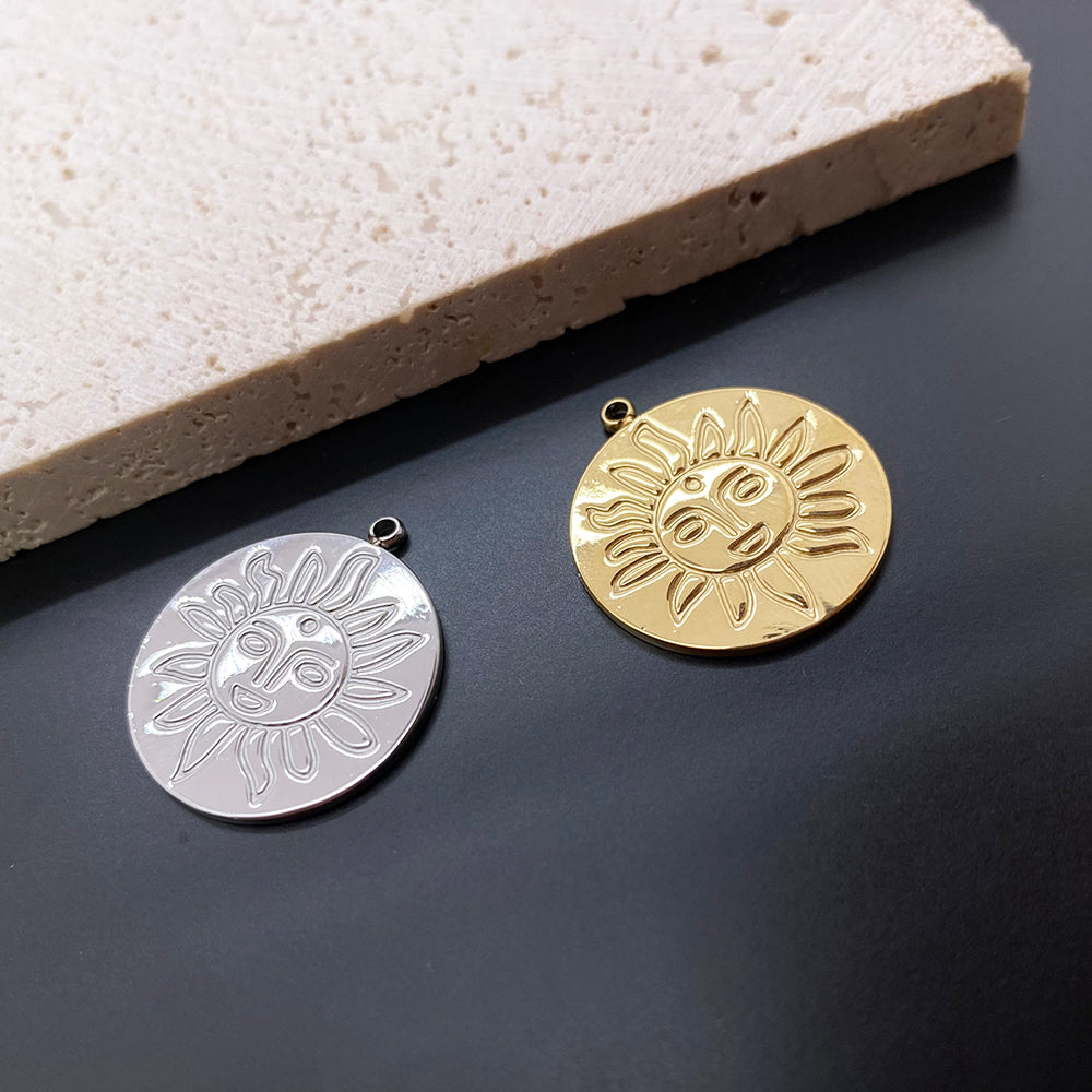 11538 Sun charm