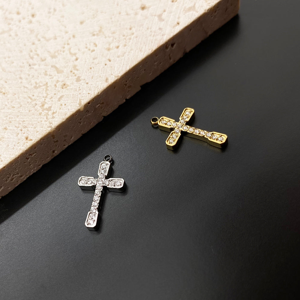 5632 Diamond cross charm