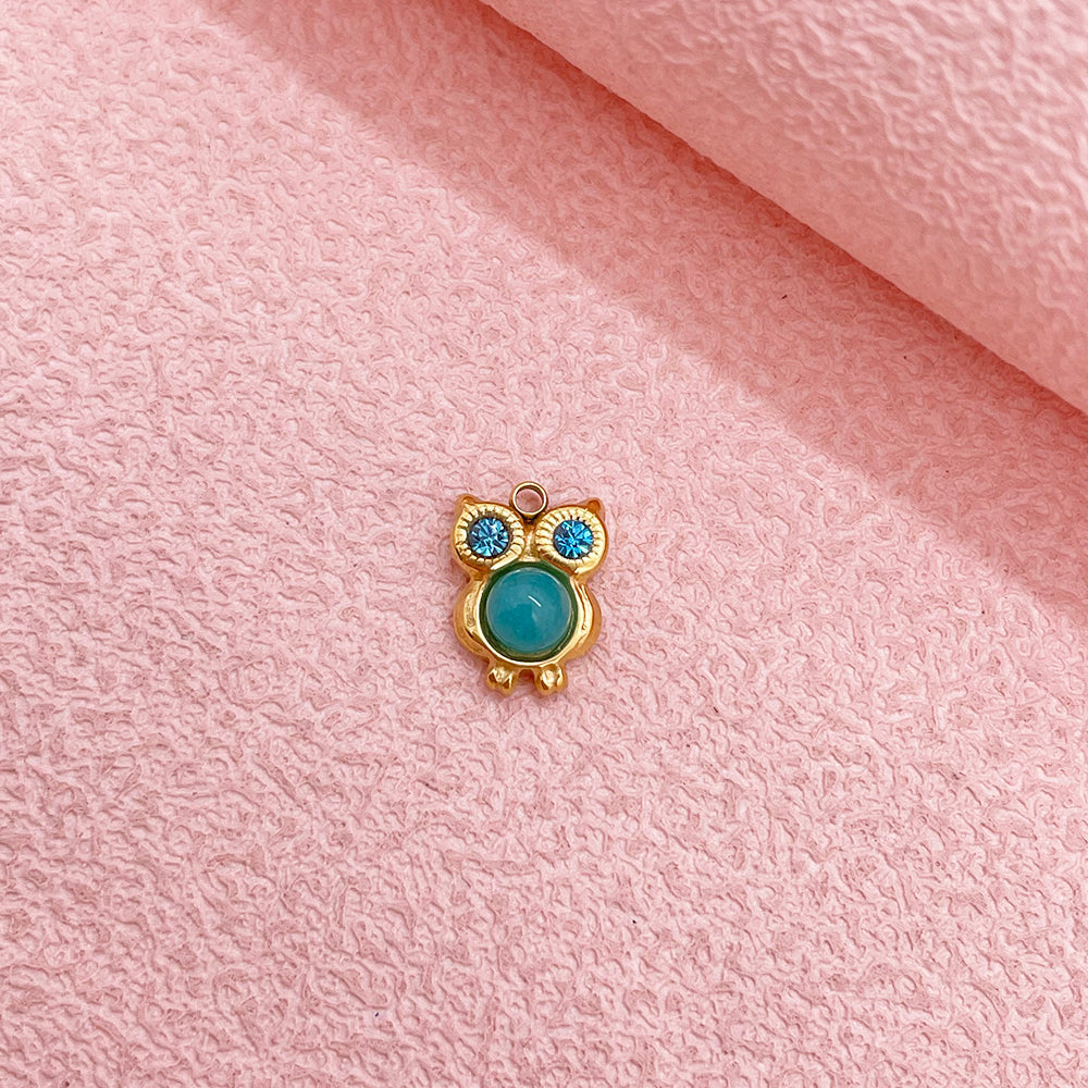 0548 owl charm