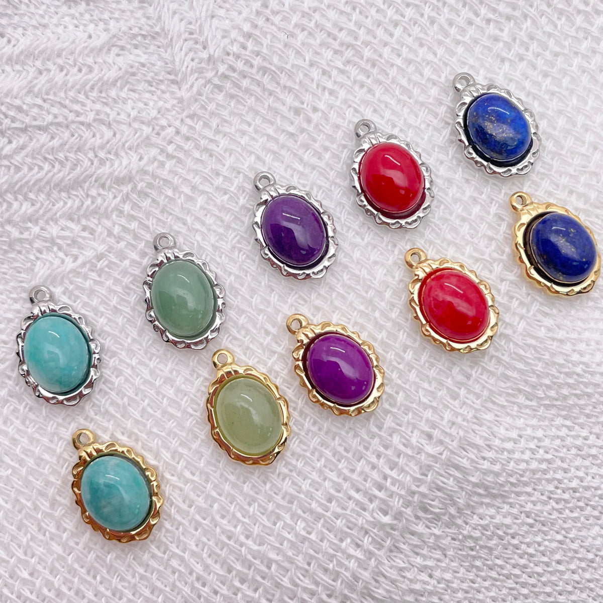 0946 Nature stone charm