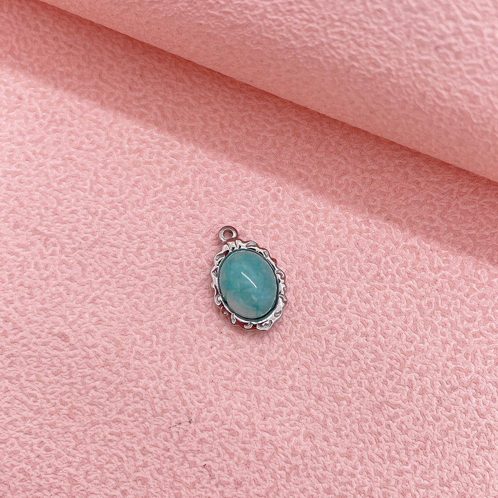 0946 Nature stone charm