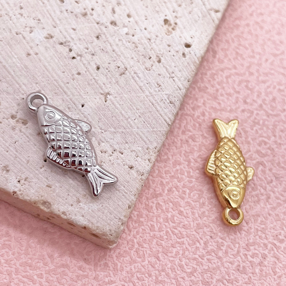 12074 20mm Fish charm