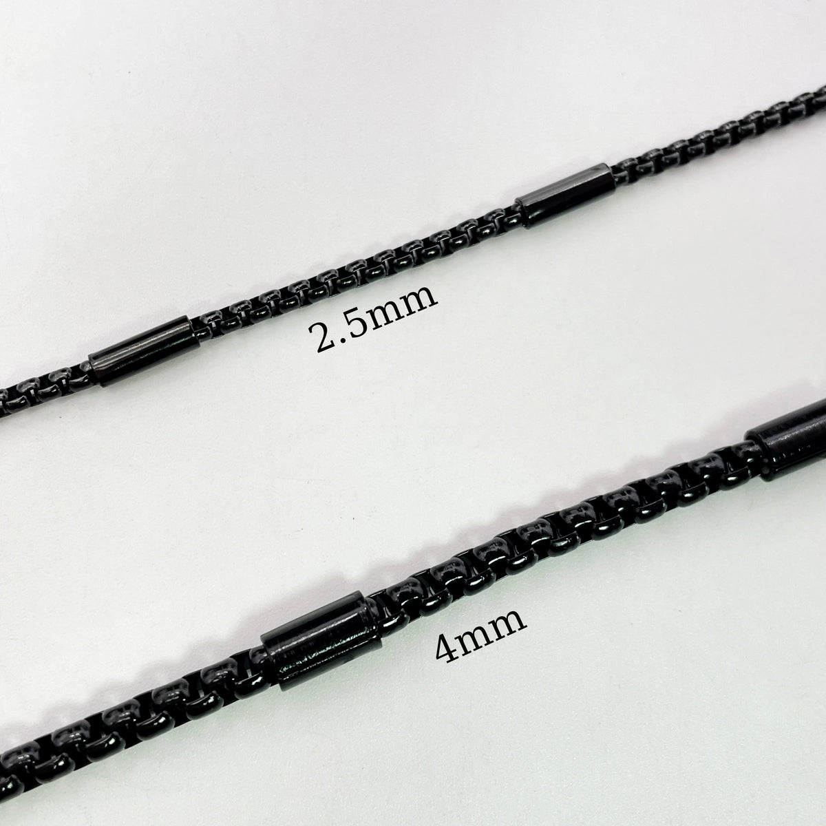 C1609 Square pearl pipe black chain