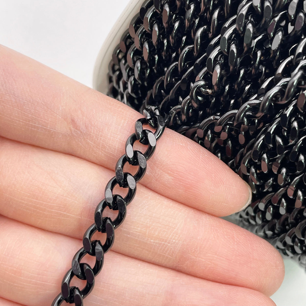 C1221 5.6mm Black Cuban Chain
