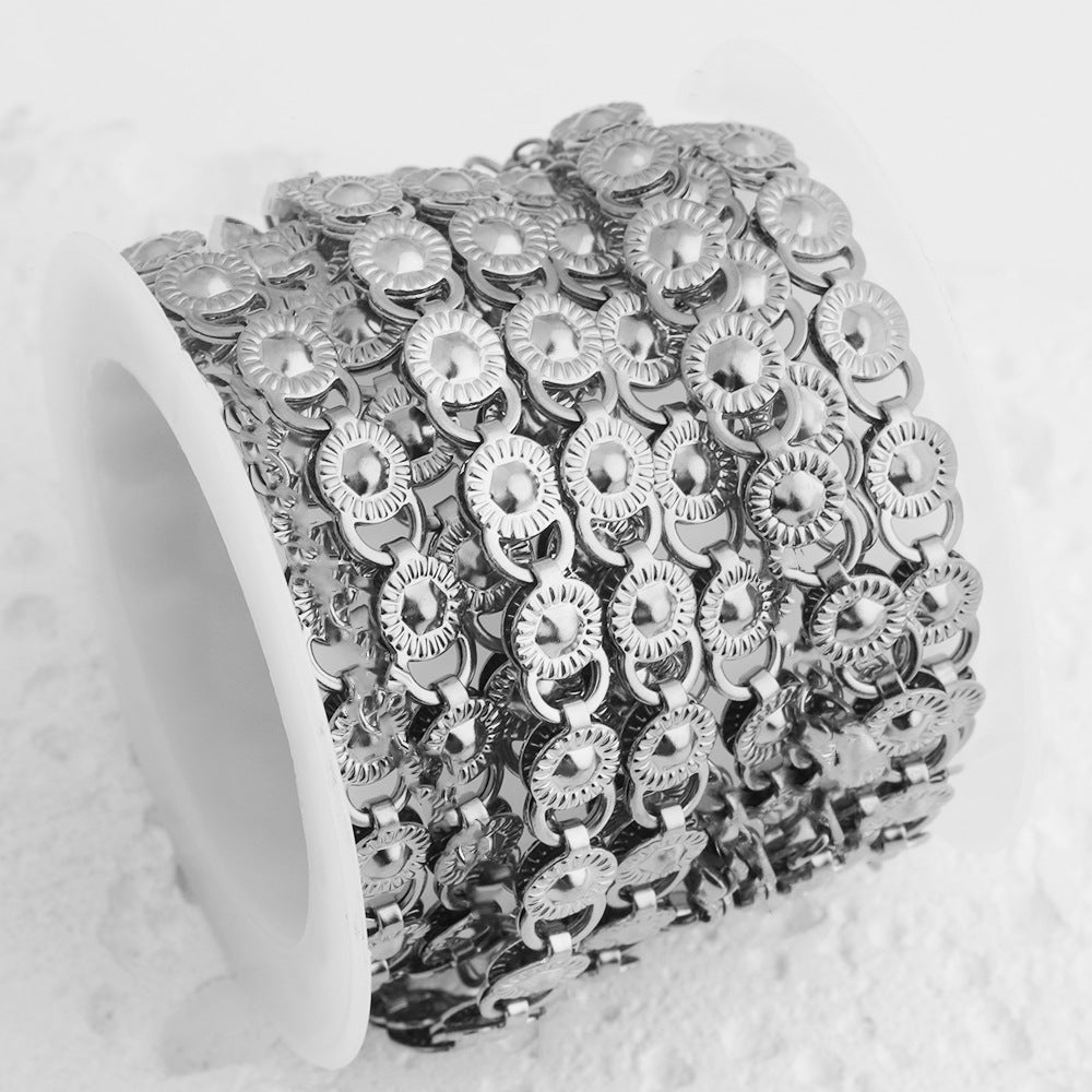 C1752 Double-layer round sunflower chain