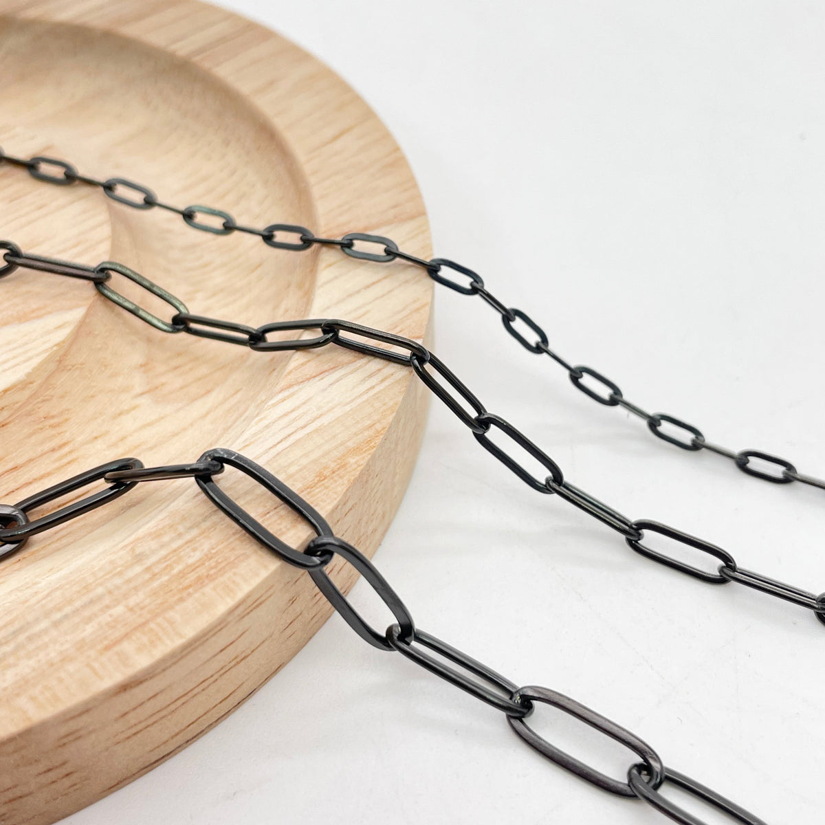 C1528 Paper clip black chain