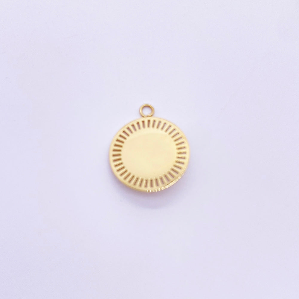 Round gemstone pendants