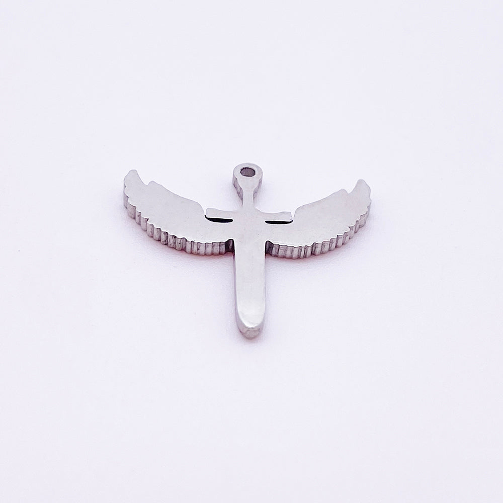 Wing charm