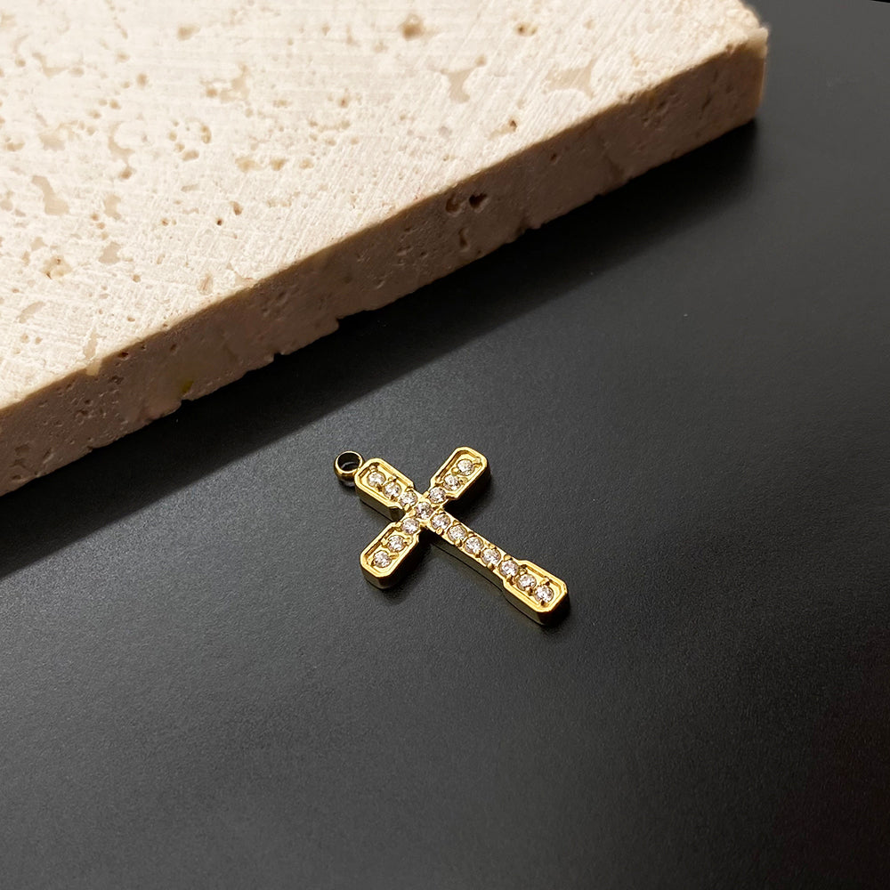 5632 Diamond cross charm