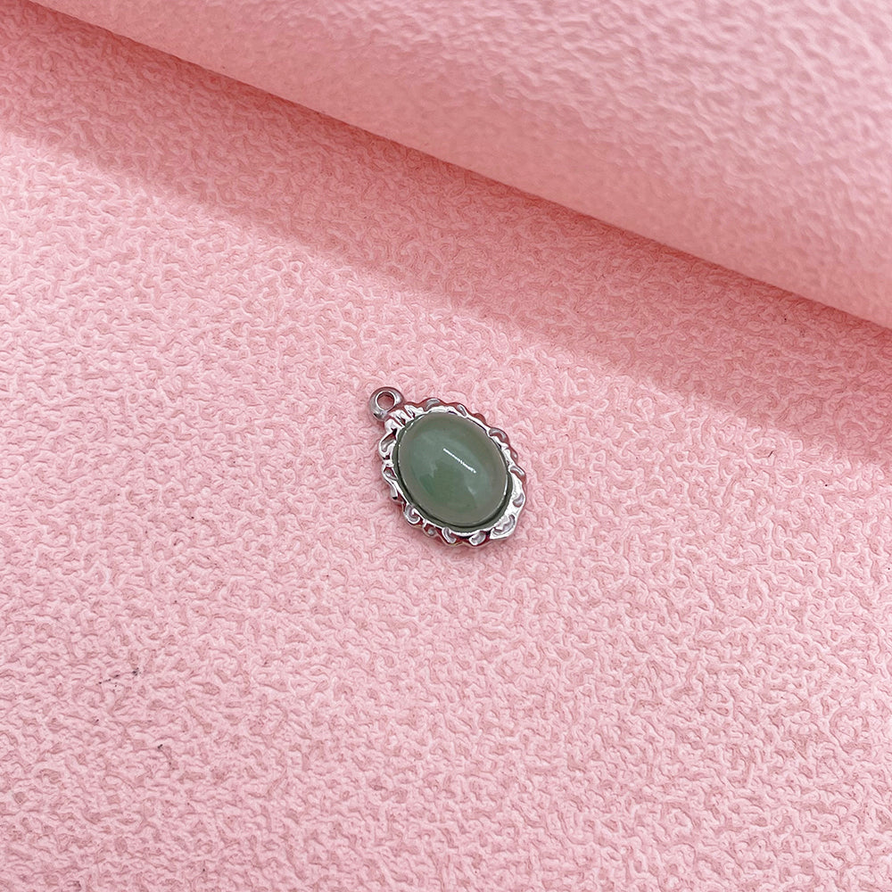 0946 Nature stone charm