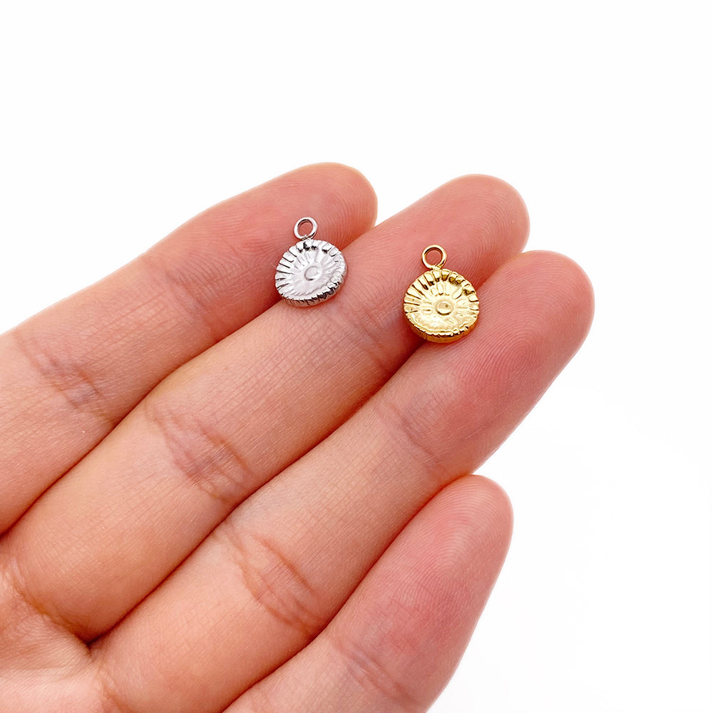 1143 Sun charm