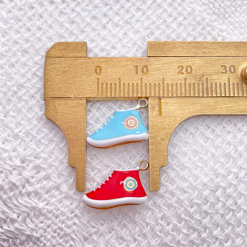51324 Canvas shoes charm