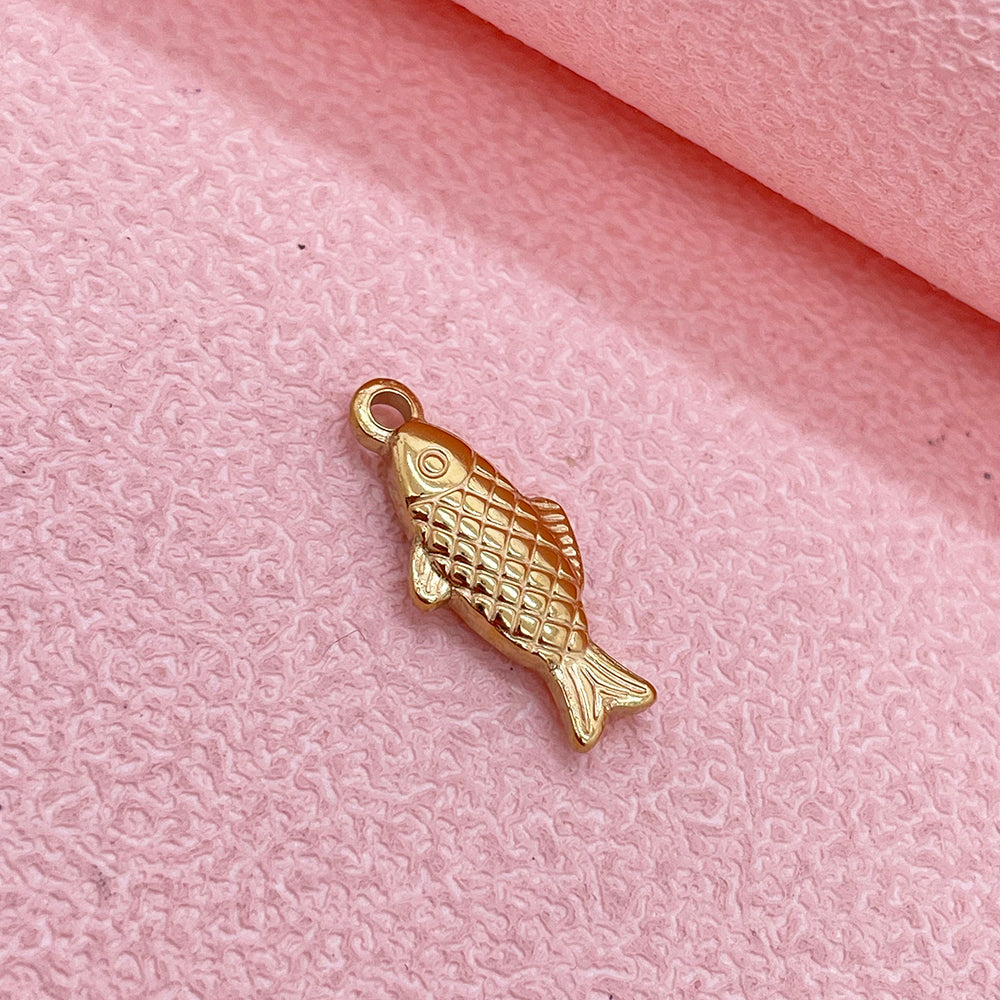 12074 20mm Fish charm