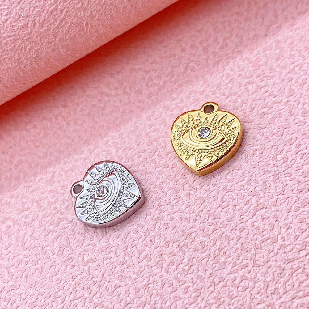 5737 Evil eye heart charm