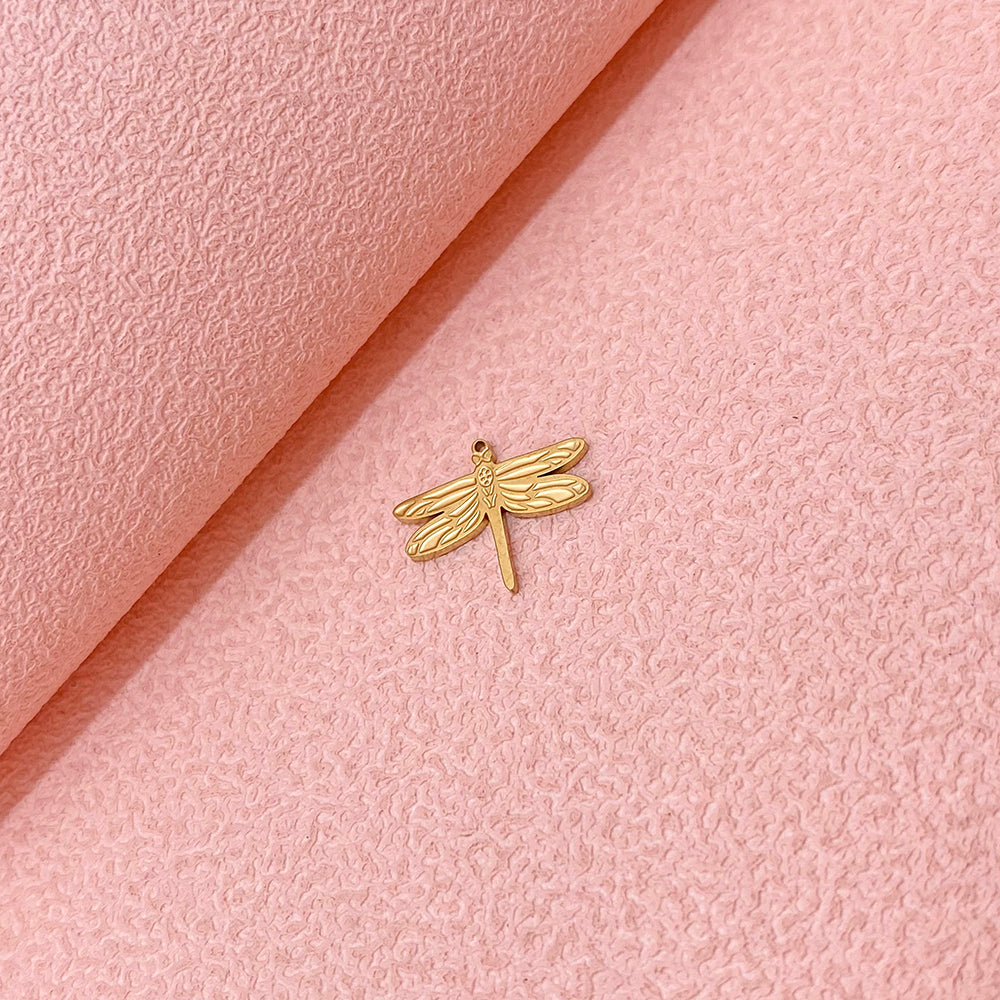 PC312 Dragonfly charm