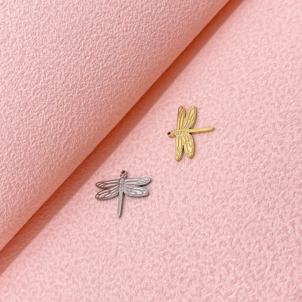 PC312 Dragonfly charm