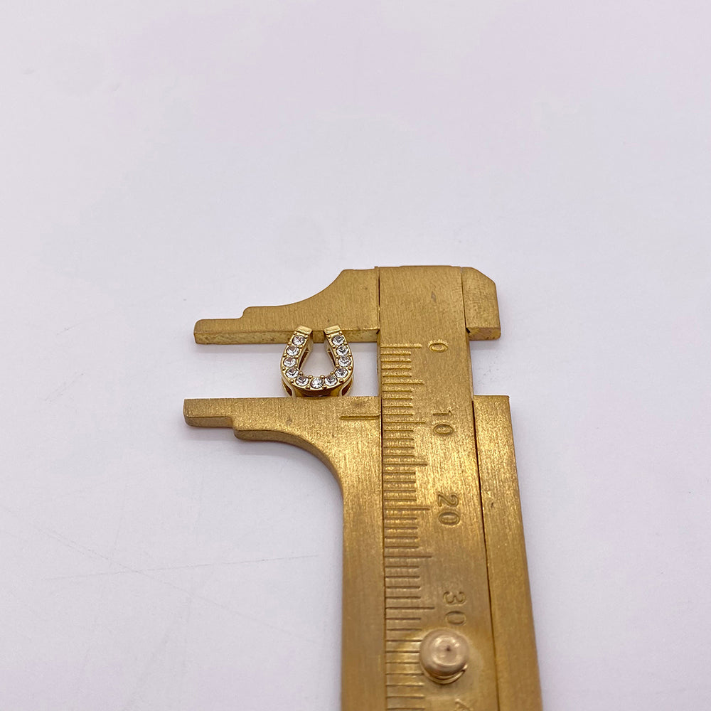 5711 Diamond Horseshoe charm
