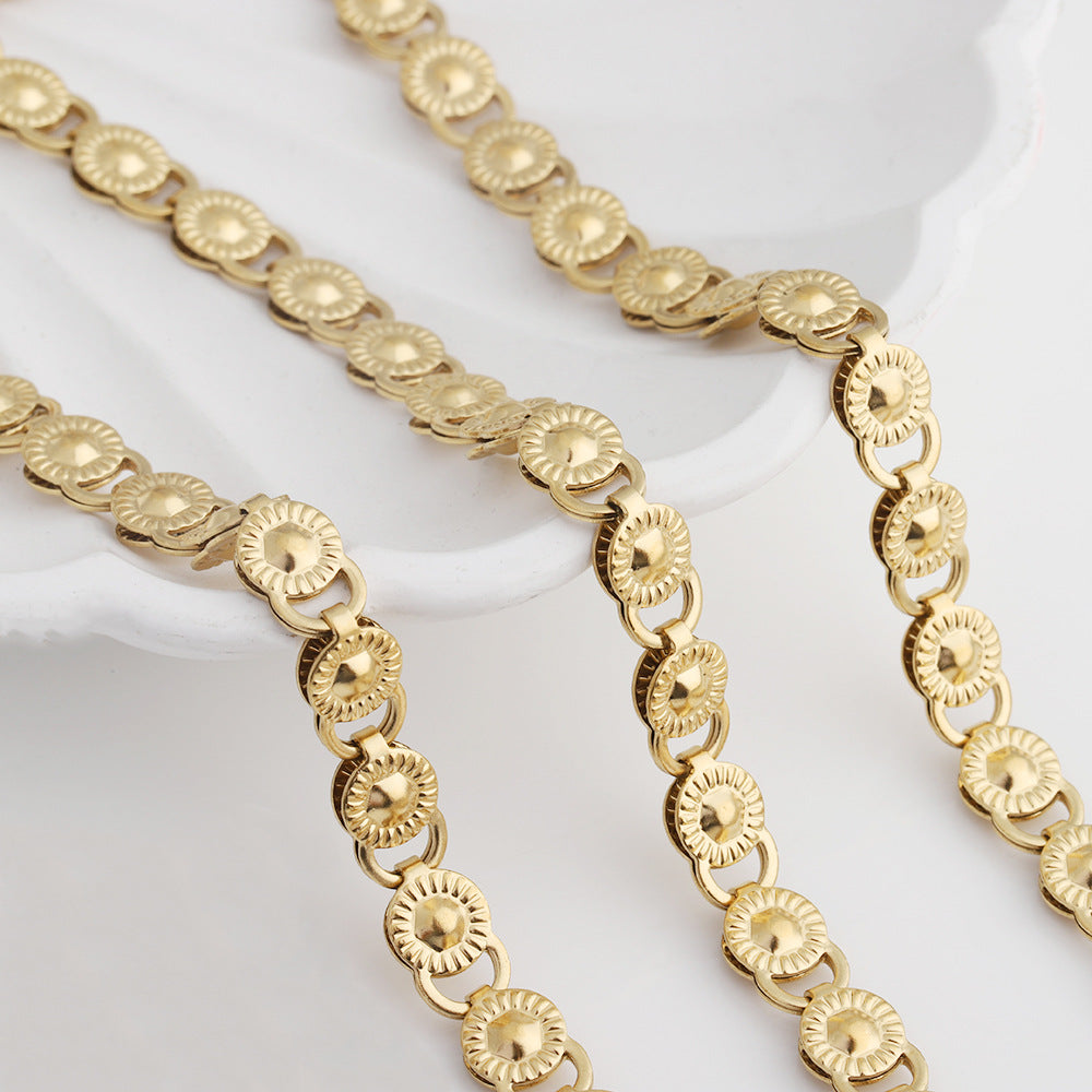 C1752 Double-layer round sunflower chain