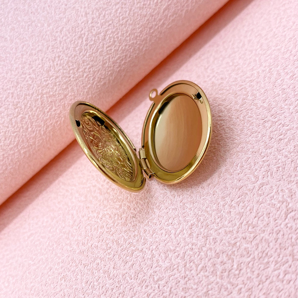Flower lockets