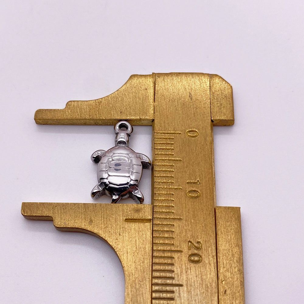 PC848 turtle charm
